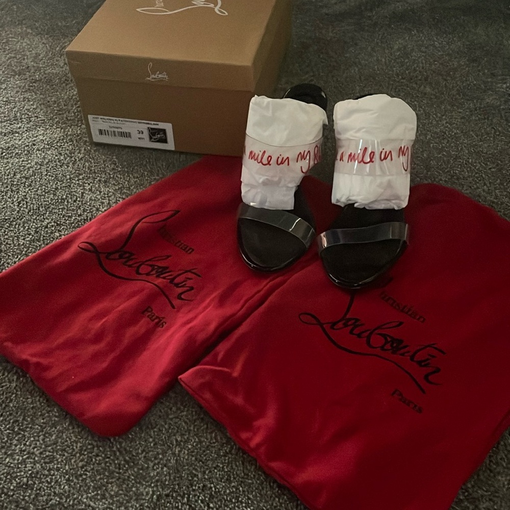 Christian Louboutin, just walking heels sandals limited edition 39